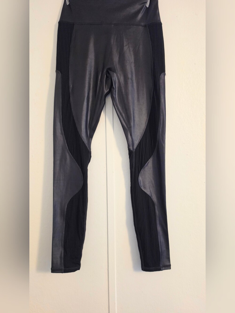 Fabletics Black Shine   Motion Contour High Wasted Leggins